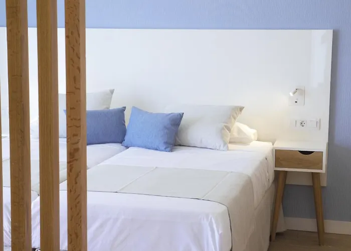 Comfort Triple Room
